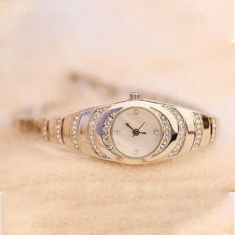 ⏳ Offre spéciale limitée : -52% sur la Montre Bracelet Strass pour Femme 💎⌚